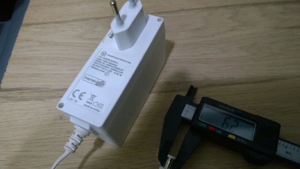 Intertek adapter 12V - 2.5A, Ophalen, Gebruikt