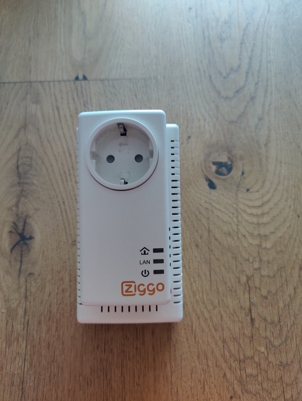 Wifi versterker Ziggo powerline booster adapter PG-9072LG-ZG, Computers en Software, WiFi-versterkers, Ophalen
