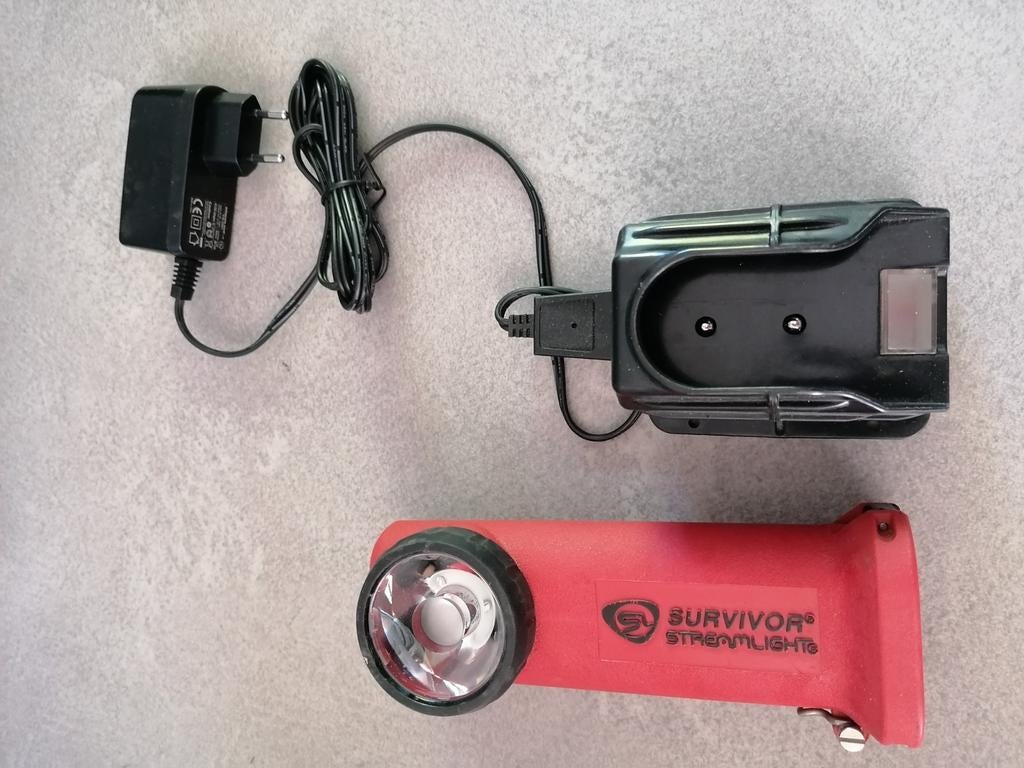 Streamlight Survivor Atex Low Profile Zaklamp Werklamp, Ophalen of Verzenden, Zo goed als nieuw, Accu