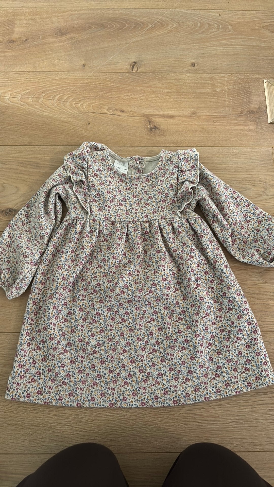Jurkjes meisje maat 104, Kinderen en Baby's, Kinderkleding | Kinder-kledingpakketten, Ophalen of Verzenden, Zo goed als nieuw