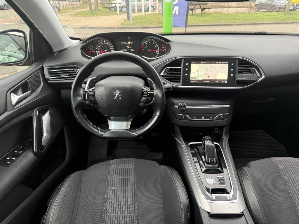 Peugeot 308 1.2 PureTech BlueLease | trekhaak | automaat |, Automaat, Gebruikt, Euro 6, 1199 cc