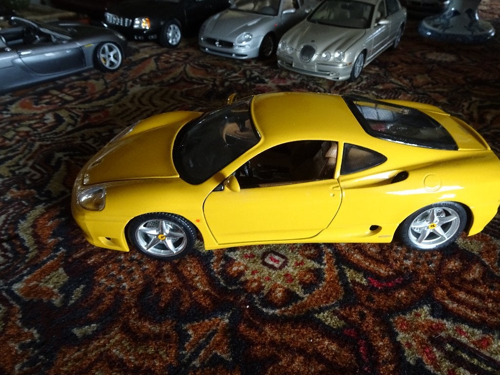FERRARI  360 MONDENA 1999  1;18 BbURAGO, Ophalen of Verzenden, Zo goed als nieuw, Auto, Bburago