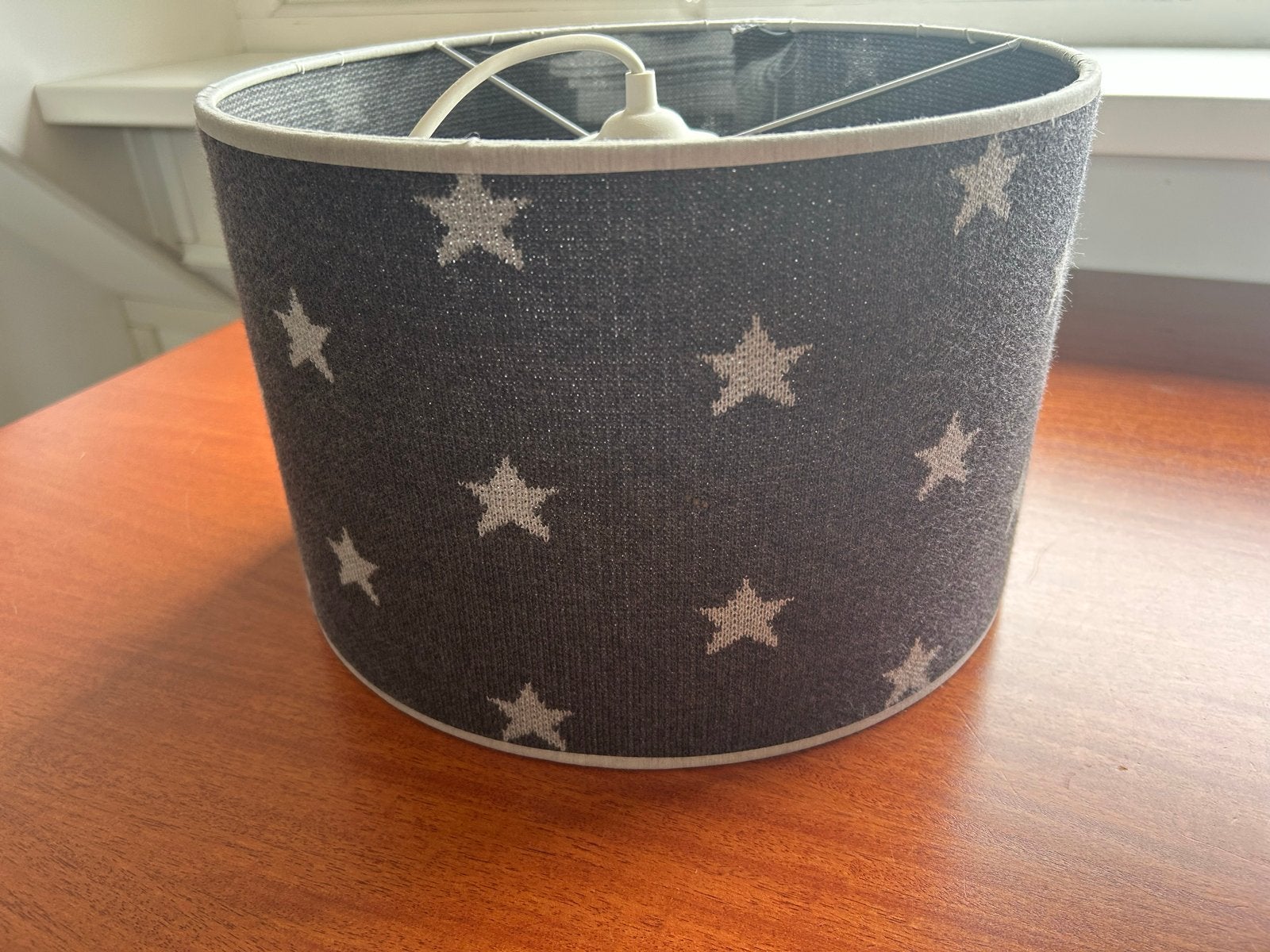 Antraciet stoffen lampenkap met sterren (Ø 30 cm), Gebruikt, Rond, Textiel, Grijs