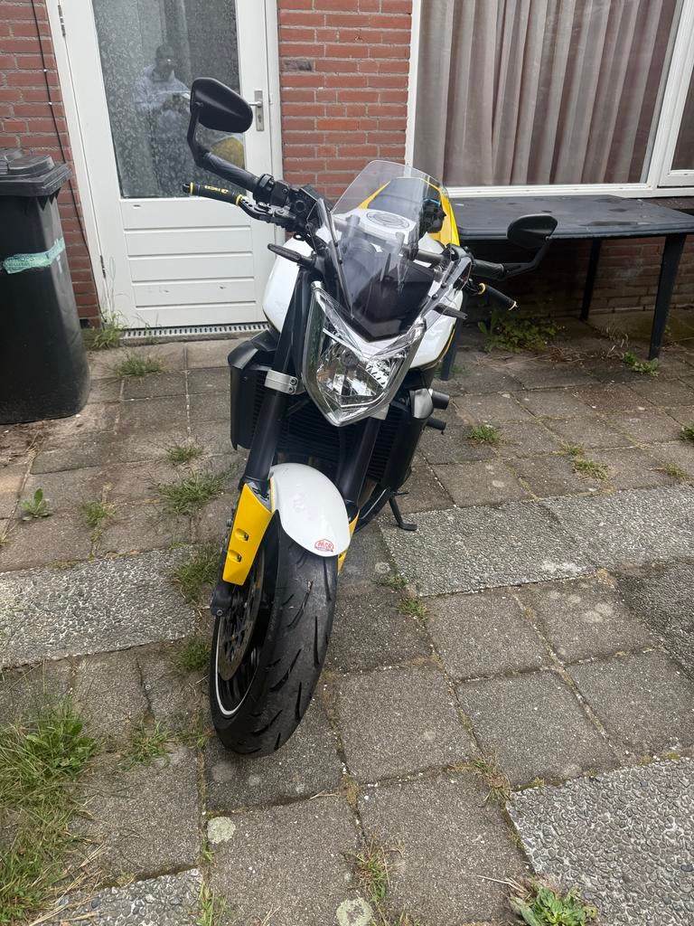 Sportieve Yamaha FZ1N - Wit/Geel, Motoren, Motoren | Yamaha, Gebruikt, Particulier, Handgeschakeld, Naked bike