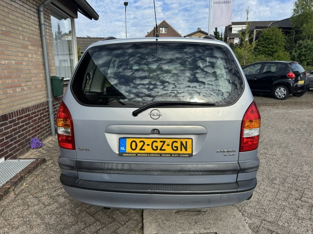 Opel Zafira 1.8-16V Elegance (bj 2001), foto 4