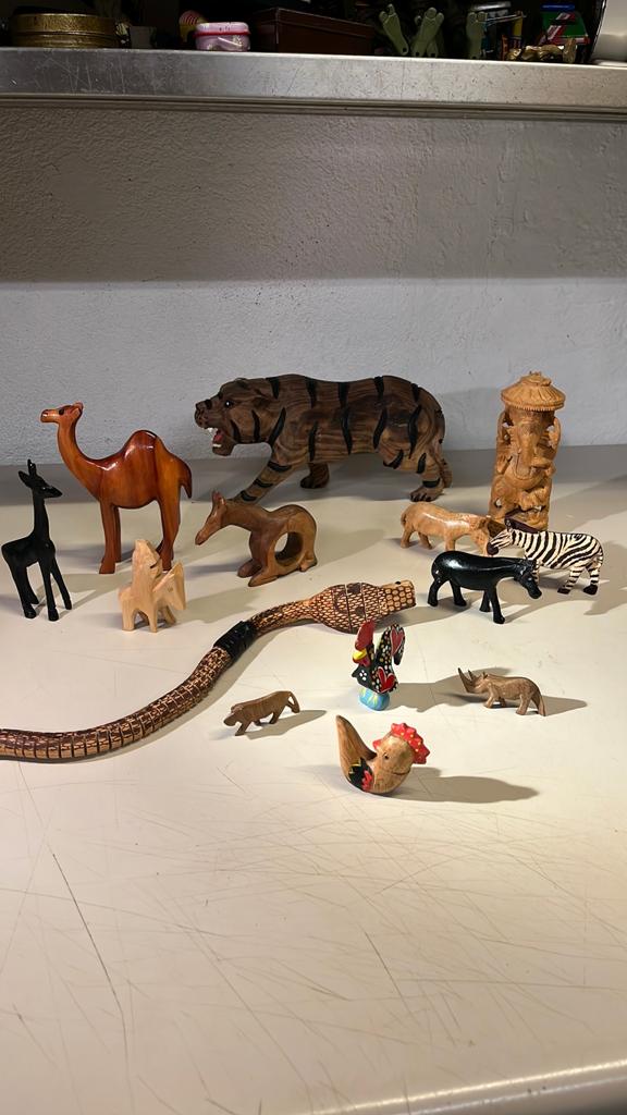 Dieren van Hout tegen elk aannemelijk bod, Ophalen of Verzenden, Zo goed als nieuw, Wild dier, Beeldje of Figuurtje