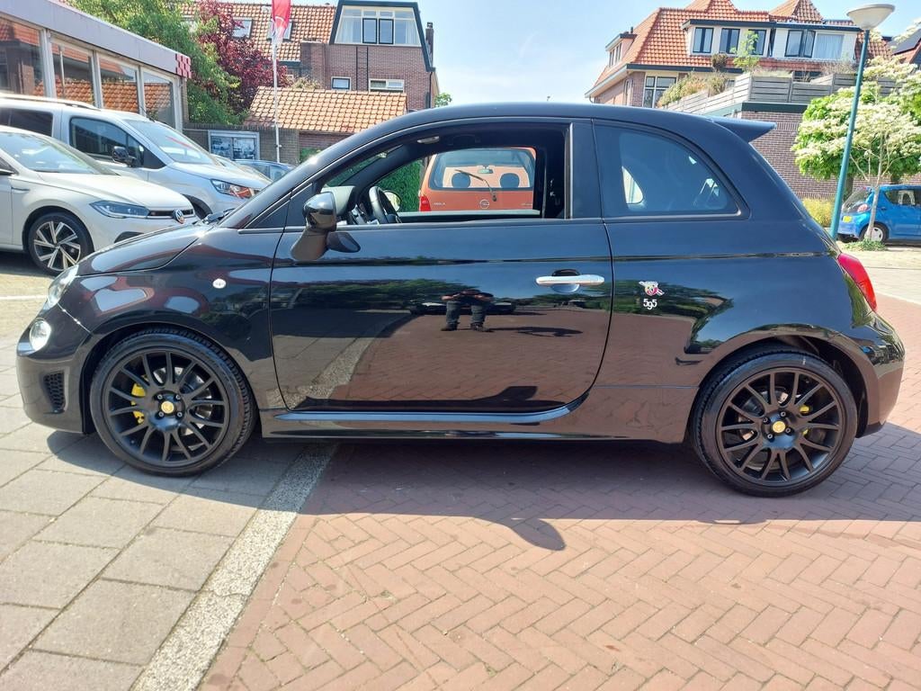 Fiat 500 1.4 T-Jet Abarth 595 Pista garantie mogelijk tot 20, Auto's, Voorwielaandrijving, 12 maanden, Euro 6, 4 cilinders