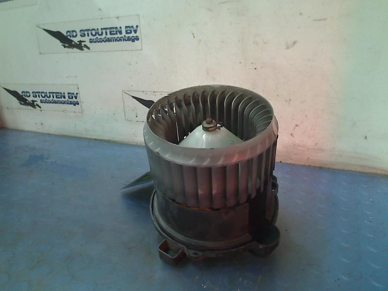Kachel Ventilatormotor Smart Forfour (454) 2005 1736006902, Gebruikt, Smart Europe GmbH, Eu.corporateoffice@smart.com, Smart