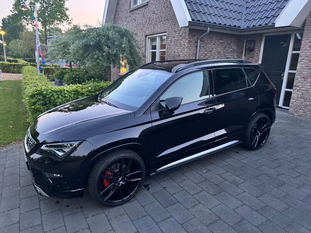 Seat Ateca 2.0 TSI FR 4DRIVE | Full option | Cupra | Pano, Auto's, Seat, Particulier, Ateca, 360° camera, 4x4, ABS, Achteruitrijcamera