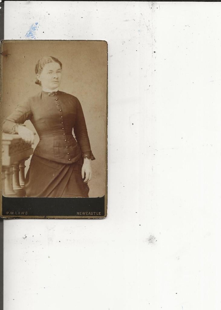 New Castle CdV Pronte vrouw, Ophalen of Verzenden, Voor 1920, Ongelopen, Zuid-Holland