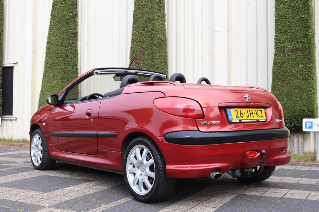 Peugeot 206 CC 2.0-16V Cabrio, Climate Control, 136 pk, Gebruikt, Zwart, Cabriolet