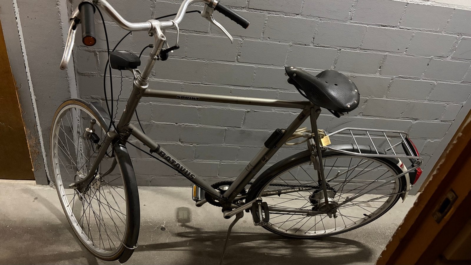 Batavus Sprint herenfiets - Gebruikt, Fietsen en Brommers, Fietsen | Heren | Herenfietsen, Ophalen, Gebruikt, Velgrem, Versnellingen