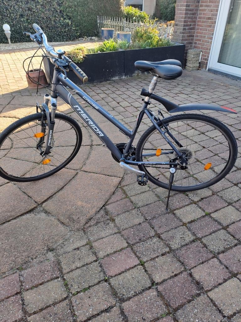 2 MERIDA Mountainbikes: Heren- en Damesmodel - Prima Staat, Fietsen en Brommers, Fietsen | Mountainbikes en ATB, Ophalen of Verzenden