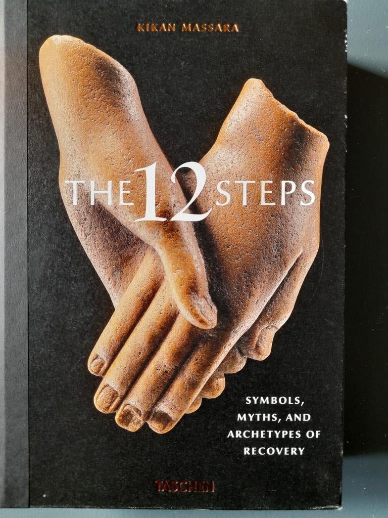 The 12 Steps: Symbolen, Mythen en Archetypen van Herstel, Ophalen of Verzenden, Zo goed als nieuw, Kikan Massara, Wereld overig