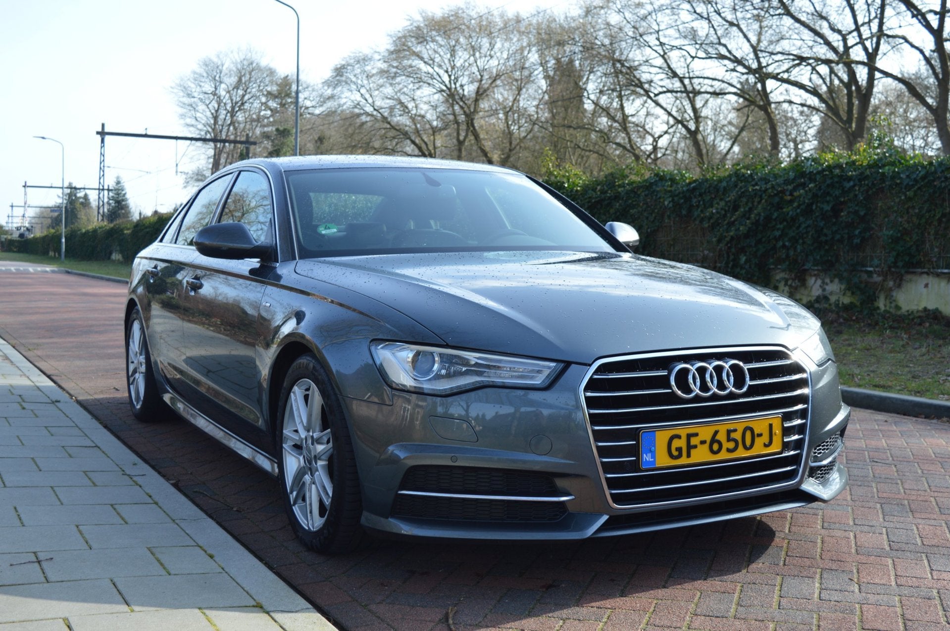 Audi A6 Limousine 1.8 TFSI Sport 2 x S-line/Org NL/NAP, Gebruikt, Leder en Stof, Bedrijf, Start-stop-systeem