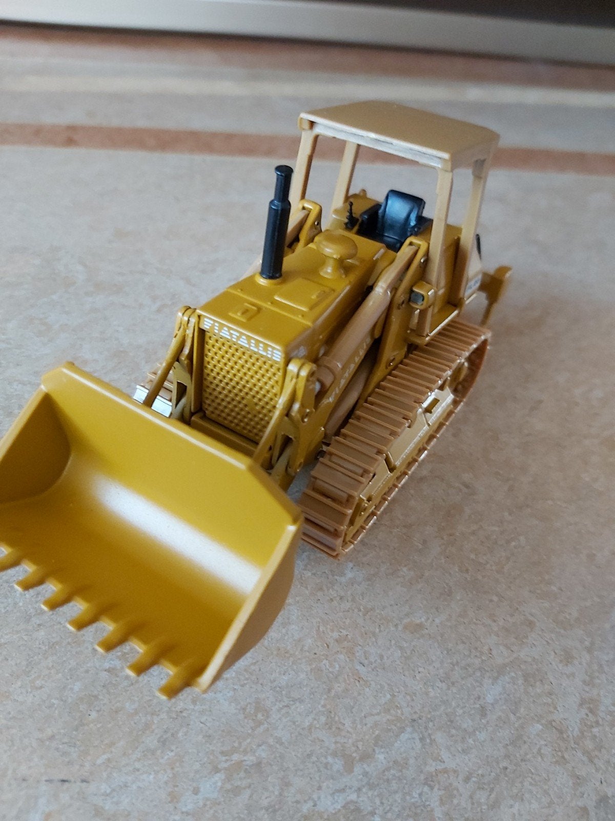 FIATALLIS FL20 rupslader met rippertanden van Old Cars 1/50, Ophalen of Verzenden, Nieuw, Overige typen, Overige merken