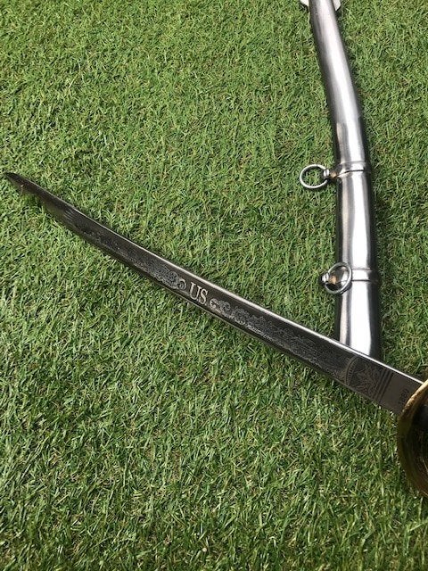 Foto 11 van fraaie metalen korte sabel, incl schede