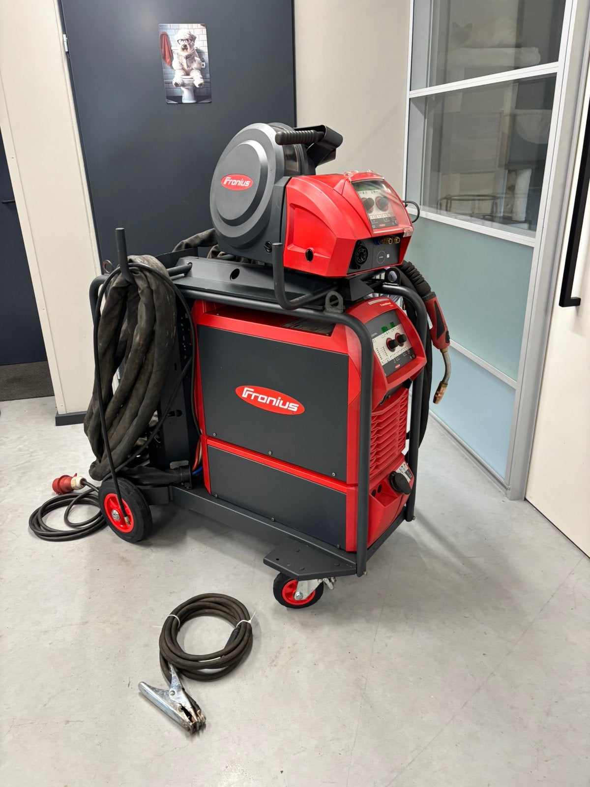 NIEUWSTAAT 2 JAAR OUD FRONIUS 5000 TRANSTEEL SENERGIC, Doe-het-zelf en Verbouw, Gereedschap | Lasapparaten, Ophalen of Verzenden