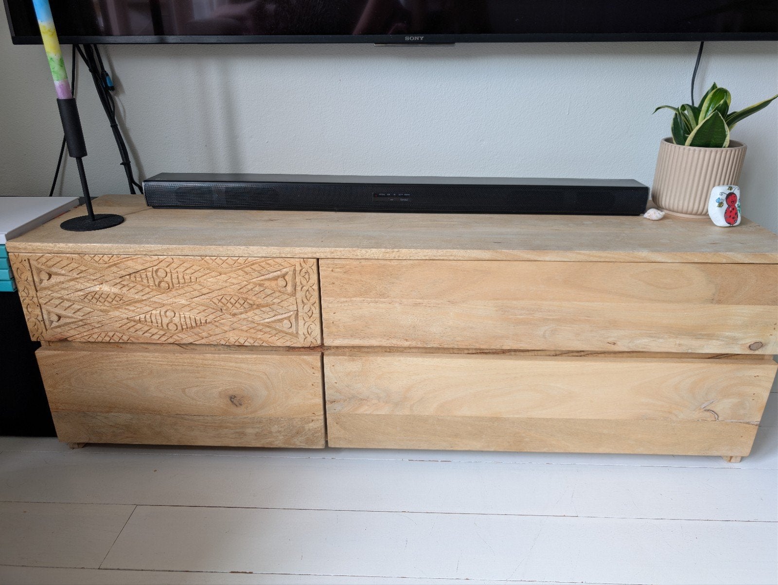 Mangohout dressoir / tv-meubel 40 x 120 x 30, Huis en Inrichting, Kasten | Dressoirs, Ophalen, Zo goed als nieuw, 25 tot 50 cm
