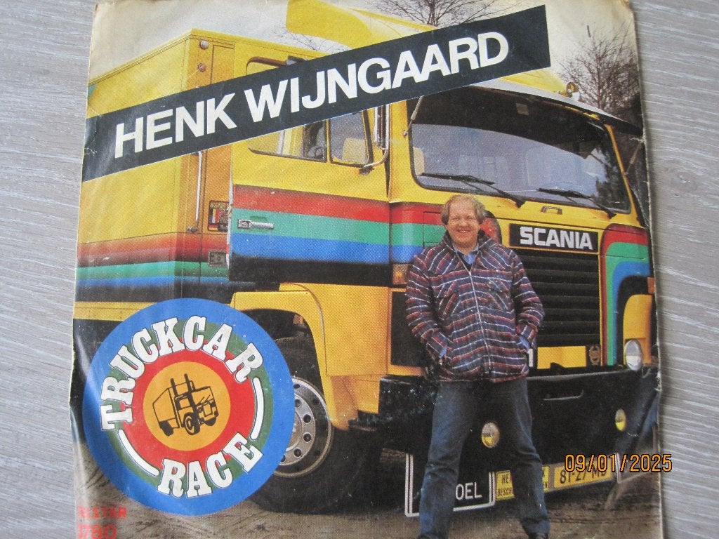 Henk Wijngaard   -   Daar op de snelweg, Fotohoes, 7 inch, Ophalen of Verzenden, Zo goed als nieuw