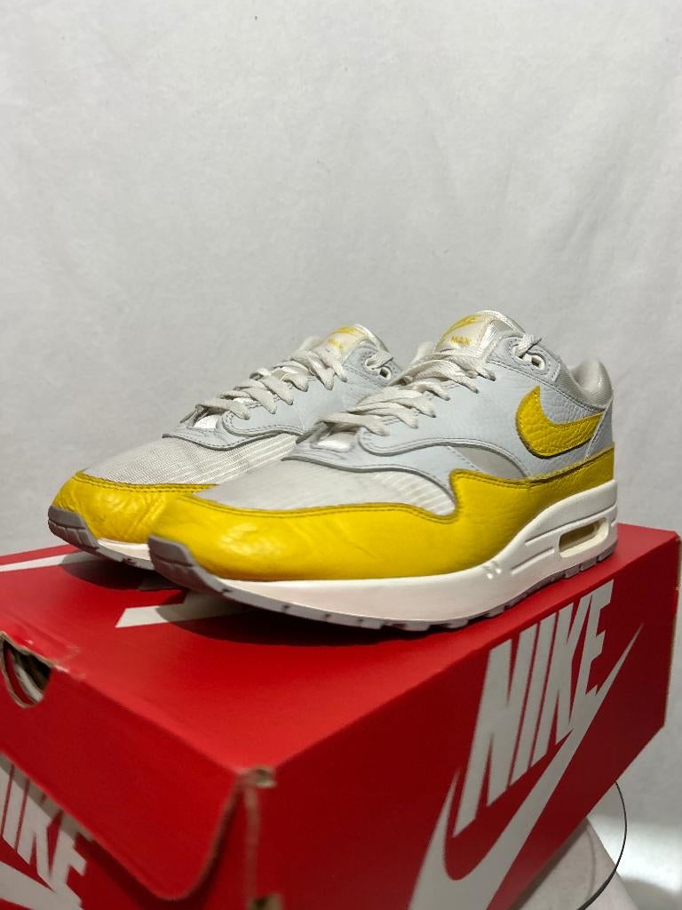 ALS NIEUW! Maat 44,5 - Nike Air Max 1 Tour Yellow, Overige kleuren, Verzenden, Nike, Nike