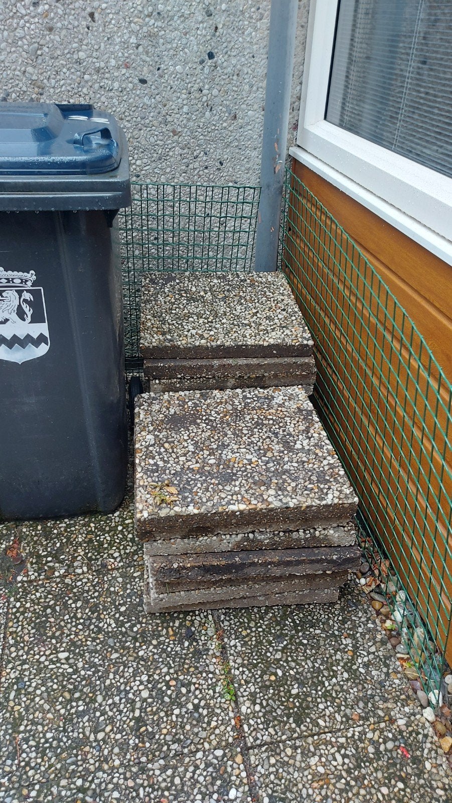 Gratis grindtegels (50x50), Ophalen, Gebruikt, Beton, Terrastegels