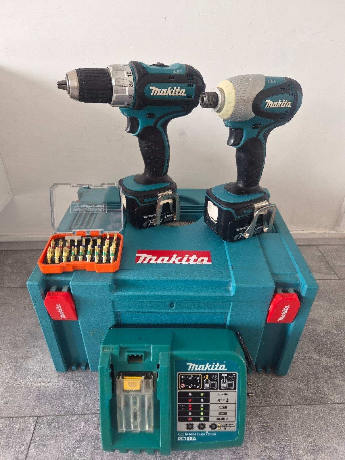 Makita 14.4 combiset bdf442 schroefb btd130f slagschr 3.0ah, Ophalen of Verzenden, Zo goed als nieuw