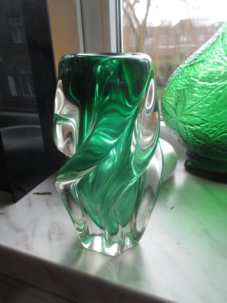 jaren 70 space age design Chribska vaas groen glas retro, Ophalen of Verzenden