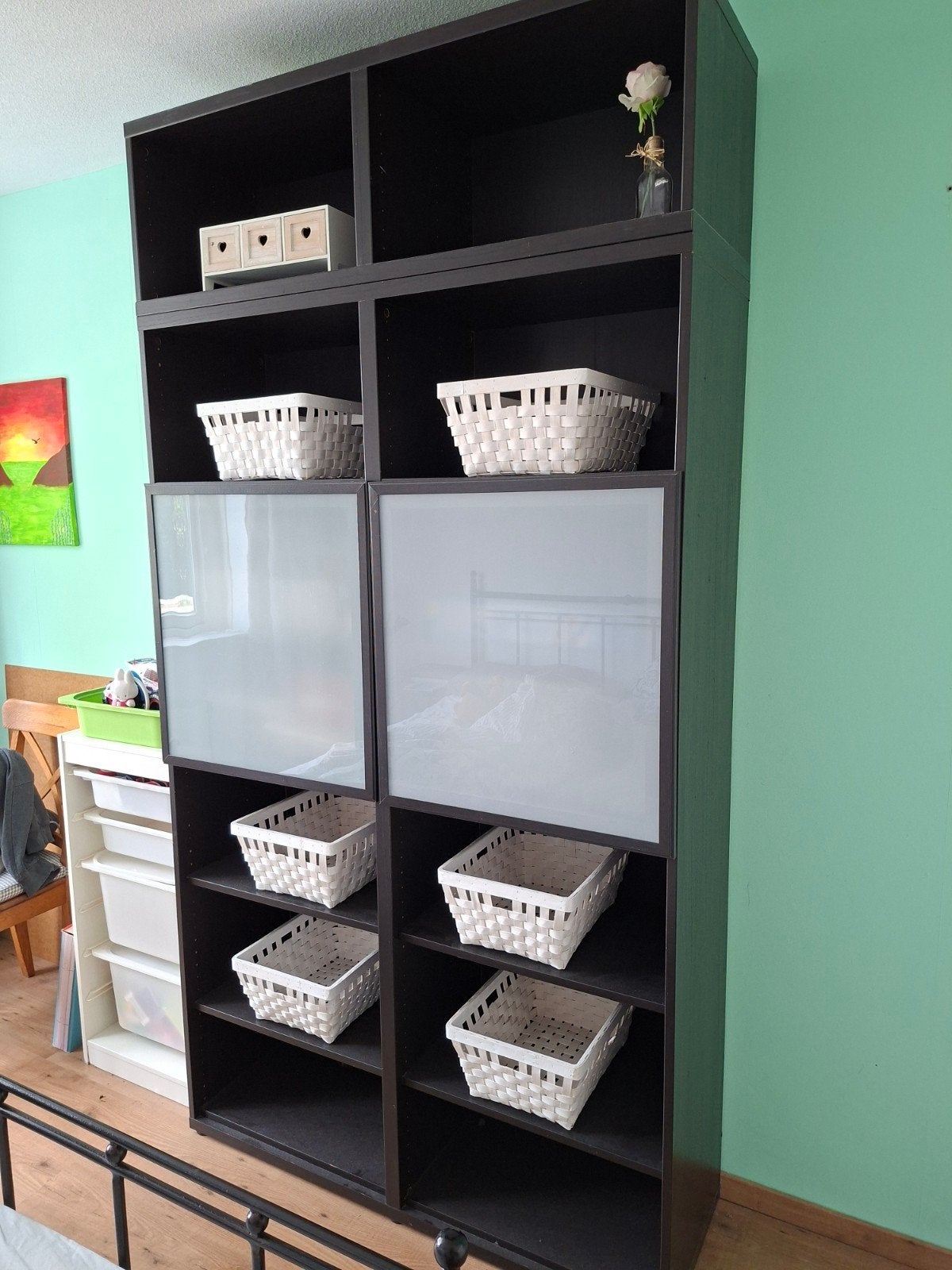 Ikea Expedit kastcombinatie met matte deurtjes en mandjes, Ophalen