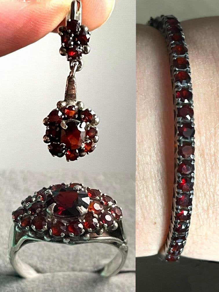 Prachtige uniek zilveren vintageset met granaten, Ophalen of Verzenden, Zilver, Armband