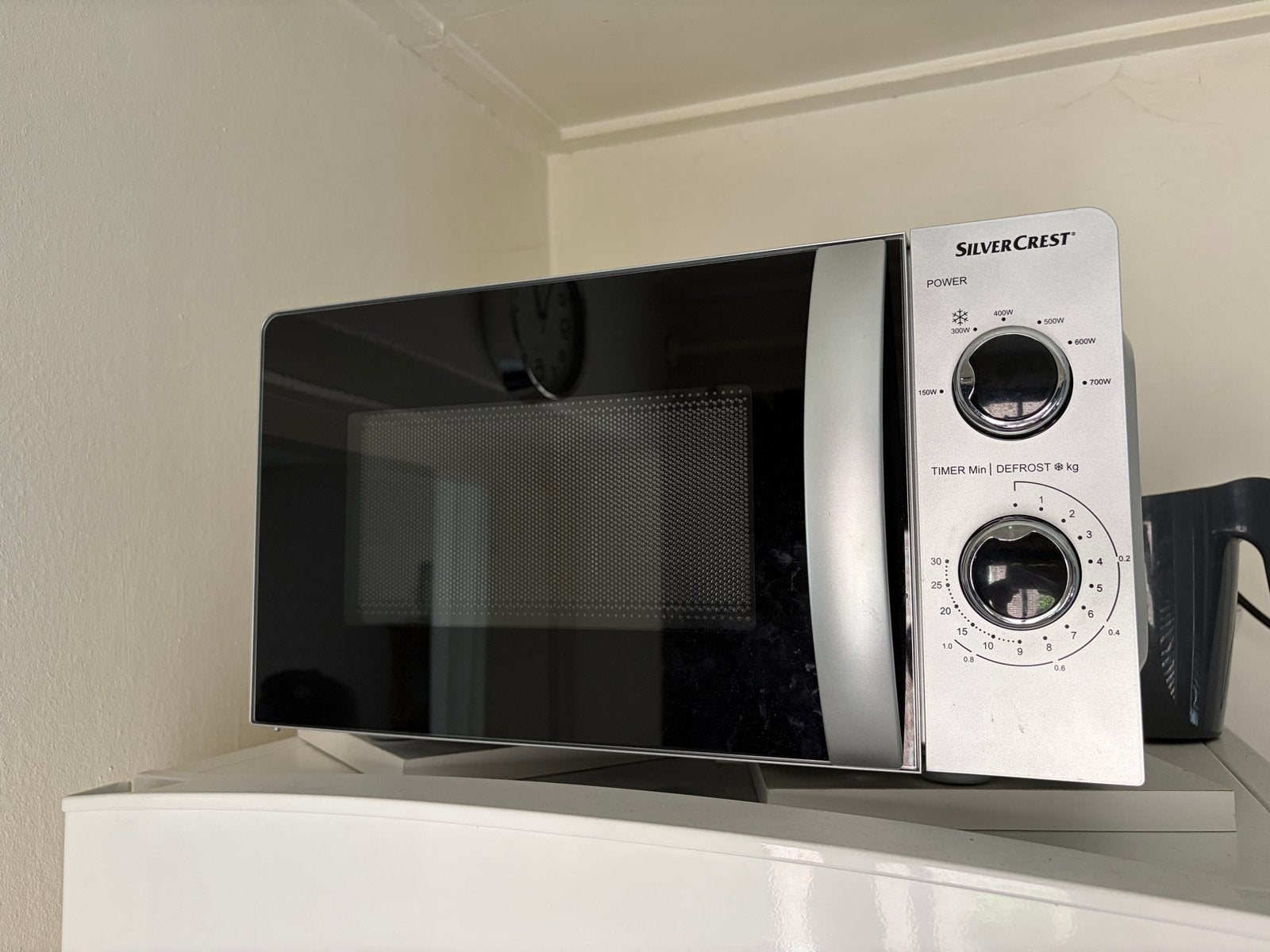 SilverCrest Magnetron SMS 700 D3, Witgoed en Apparatuur, Magnetrons, Ophalen, Minder dan 45 cm, Draaiplateau, Vrijstaand