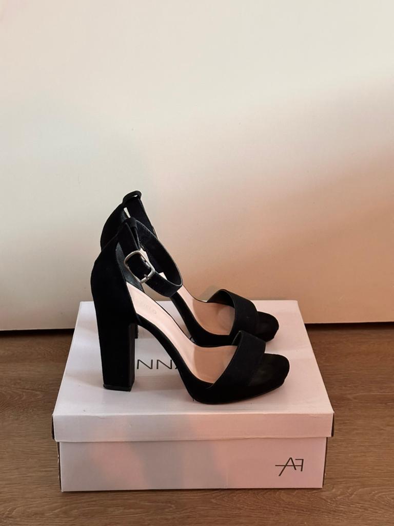 Anna field open hakken zwart maat 37, Zwart, Nieuw, Ophalen of Verzenden, Schoenen met hoge hakken