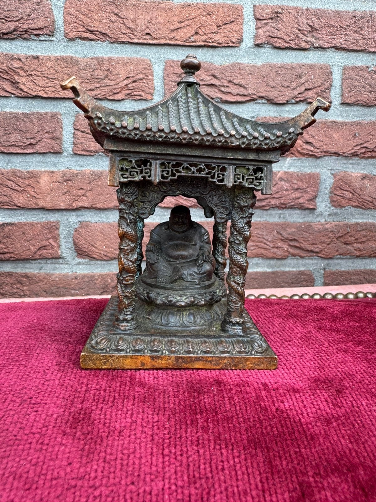 fraai bronzen beeld, geluksboeddha in pagode, Ophalen of Verzenden, Brons