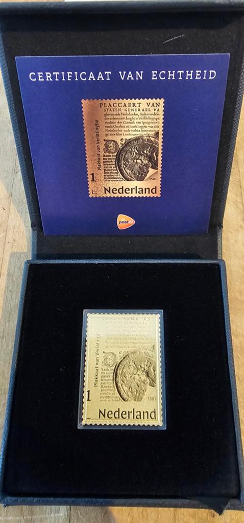 PostNL Gouden Postzegel Plakkaat van Verlatinghe 1581, Ophalen of Verzenden, Na 1940, Postfris