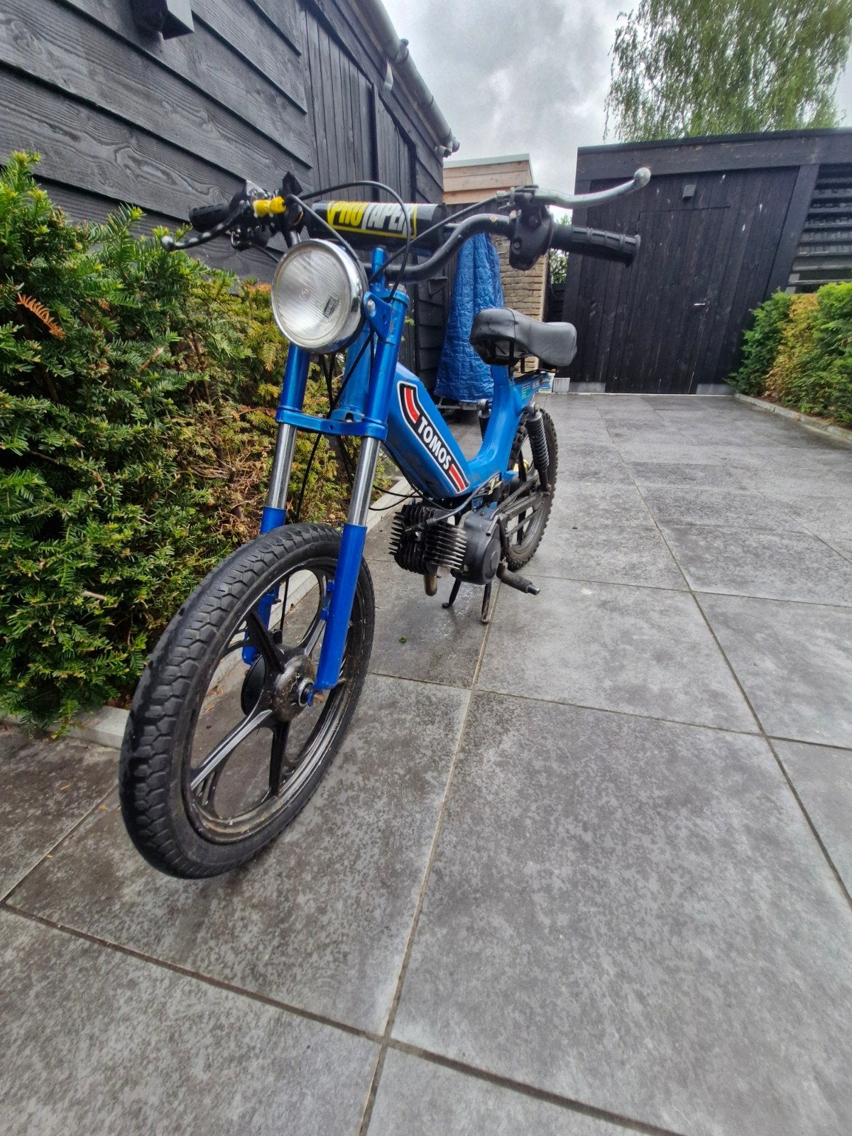 Tomos cross brommer 50cc met snelle uitlaat, Fietsen en Brommers, Brommers | Tomos, Ophalen