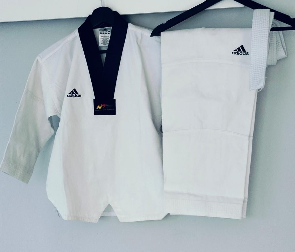 Taekwondo pak kids, Taekwondo, Maat XS of kleiner, Vechtsportpak, Ophalen of Verzenden