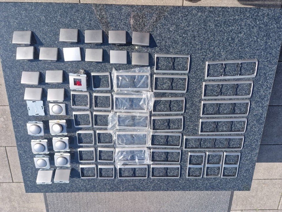 Berker Arsys RVS Schakelmateriaal, Ophalen, Zo goed als nieuw, Berker, Afdekraam