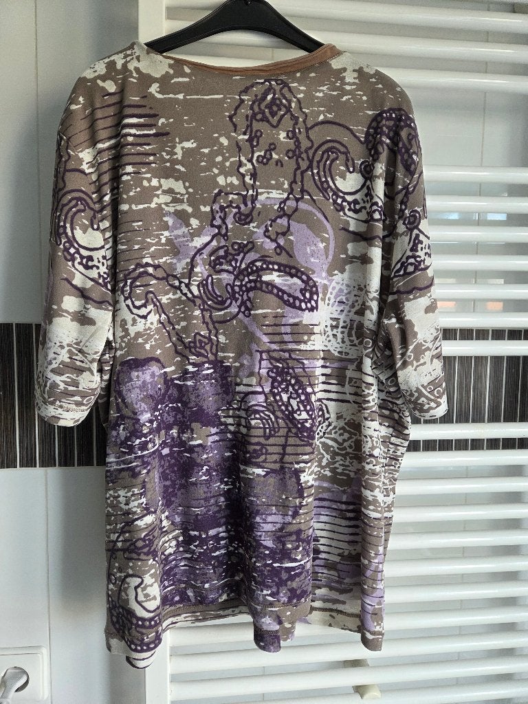 Gerry Weber, polyester stretch t-shirt in maat 46, Kleding | Dames, Maat 46/48 (XL) of groter, Ophalen of Verzenden, Korte mouw