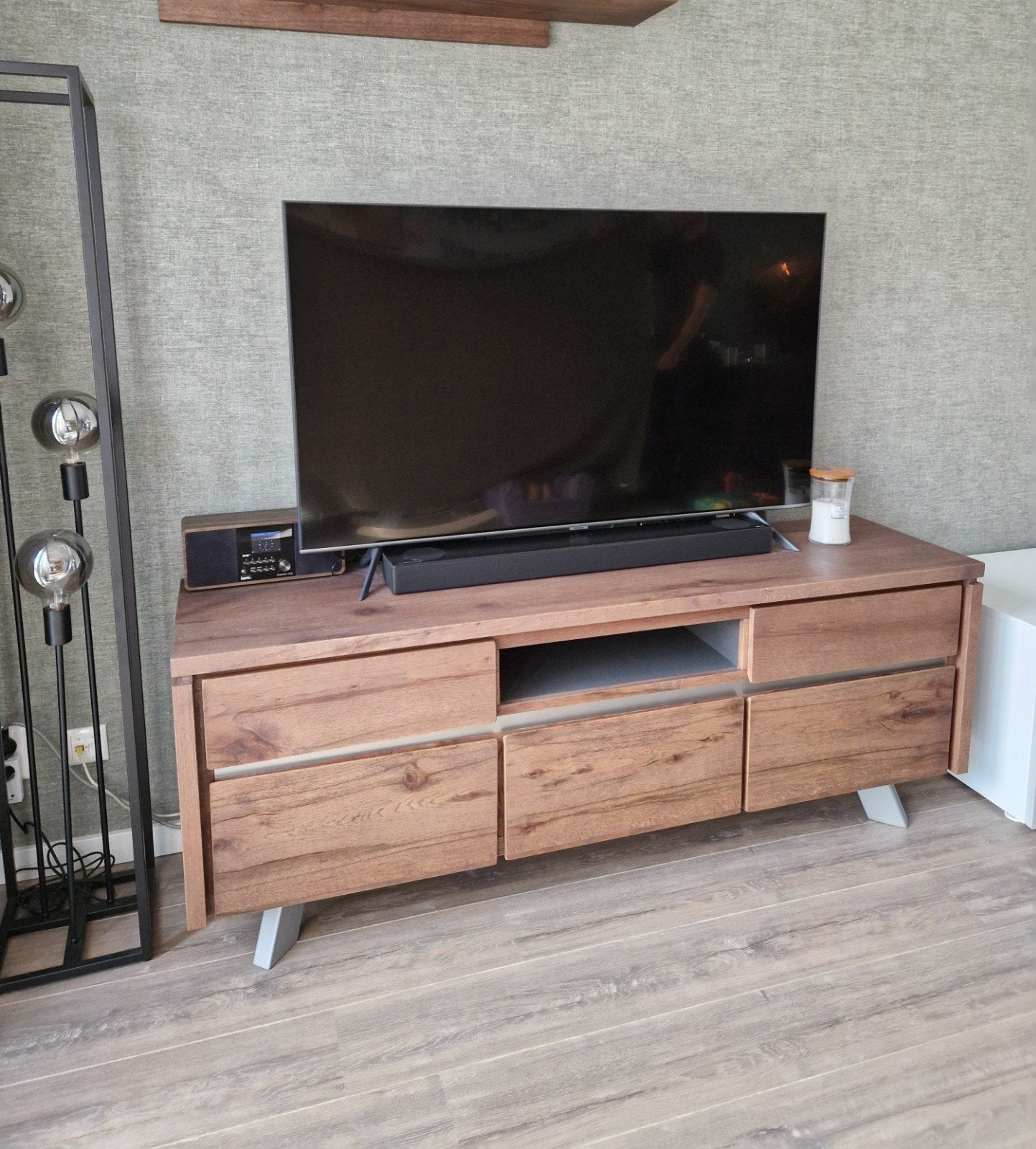 Tv-meubel/lowboard, Ophalen, 150 tot 200 cm, Zo goed als nieuw, Minder dan 100 cm