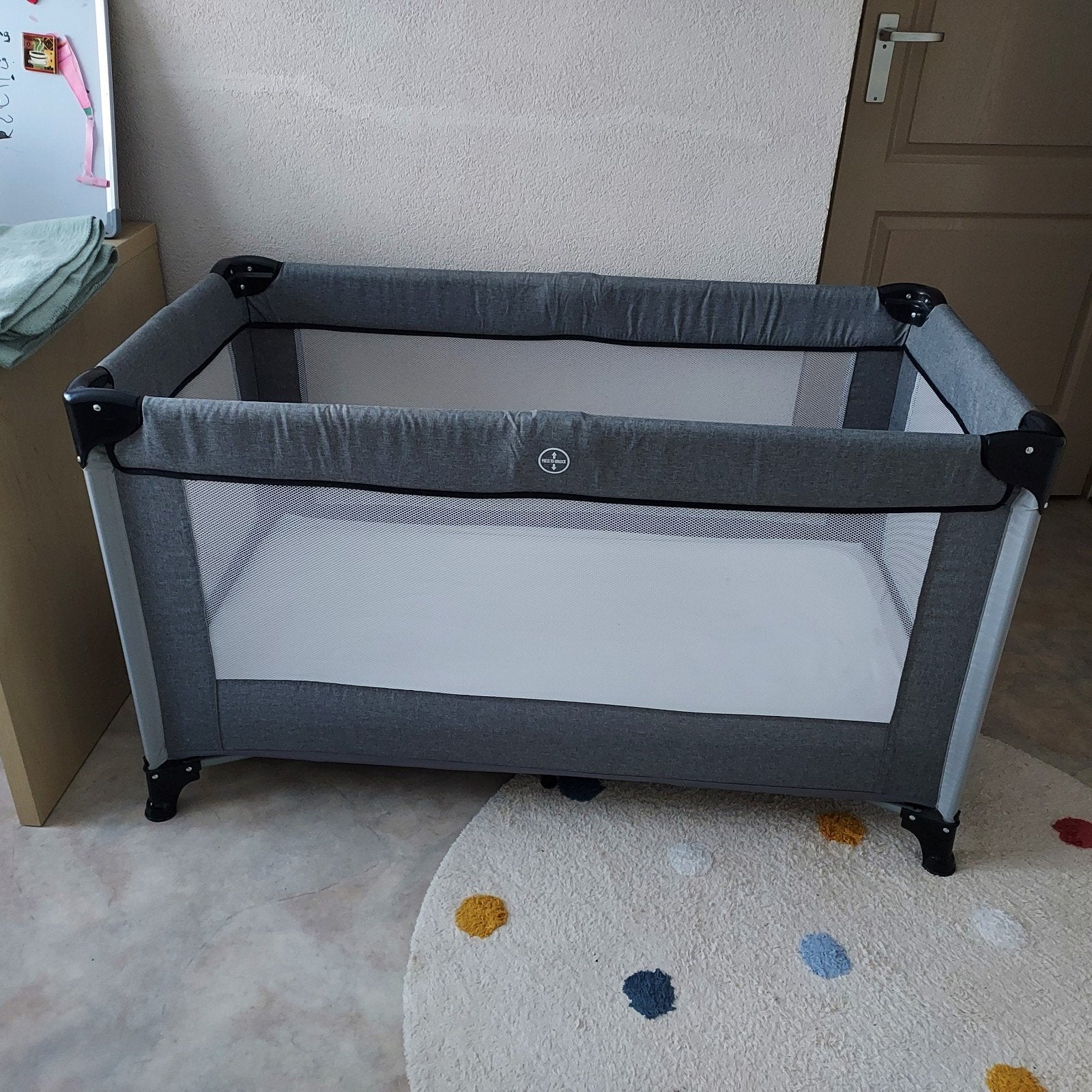 zeer compleet campingbedje., Kinderen en Baby's, Babywiegjes en Ledikanten, Ophalen, Zo goed als nieuw, Reisbedje