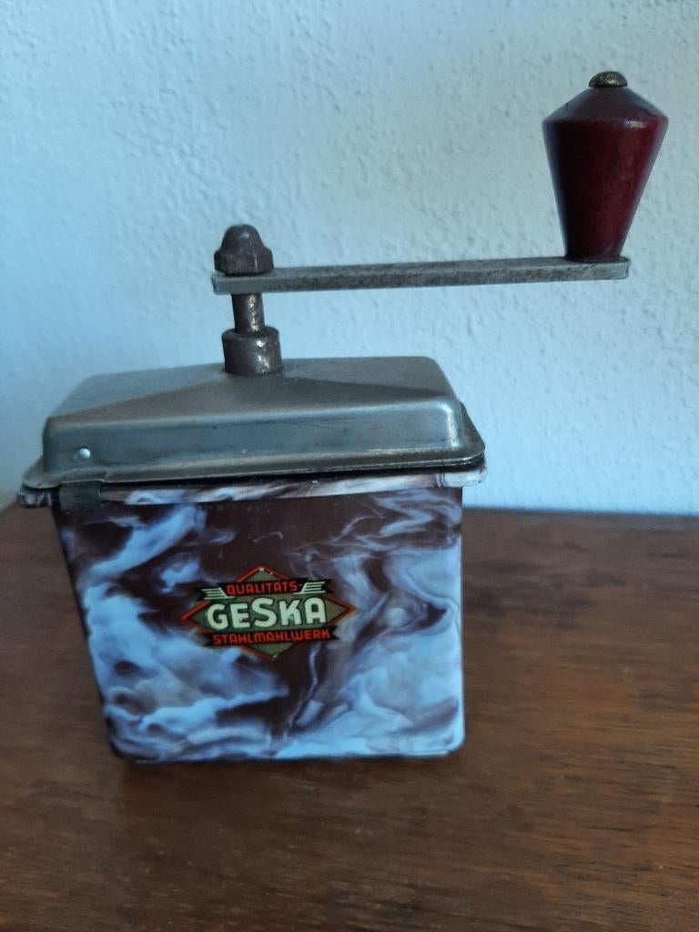 Vintage Geska bakelieten koffiemolen in prima staat, Ophalen