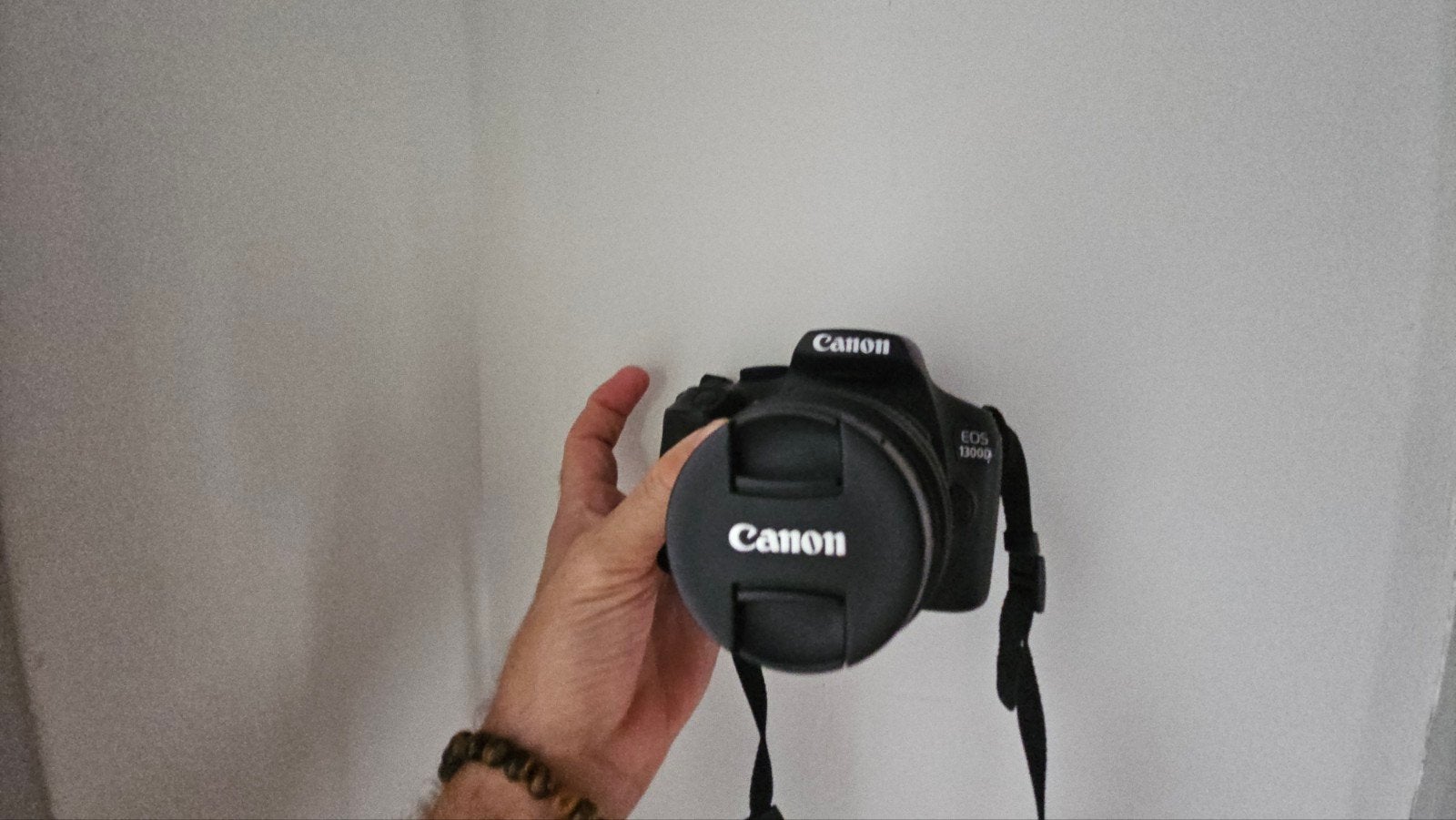 Canon EOS 1300D Spiegelreflexcamera met 2 lenzen, Spiegelreflex, Accu, Canon, Ophalen of Verzenden