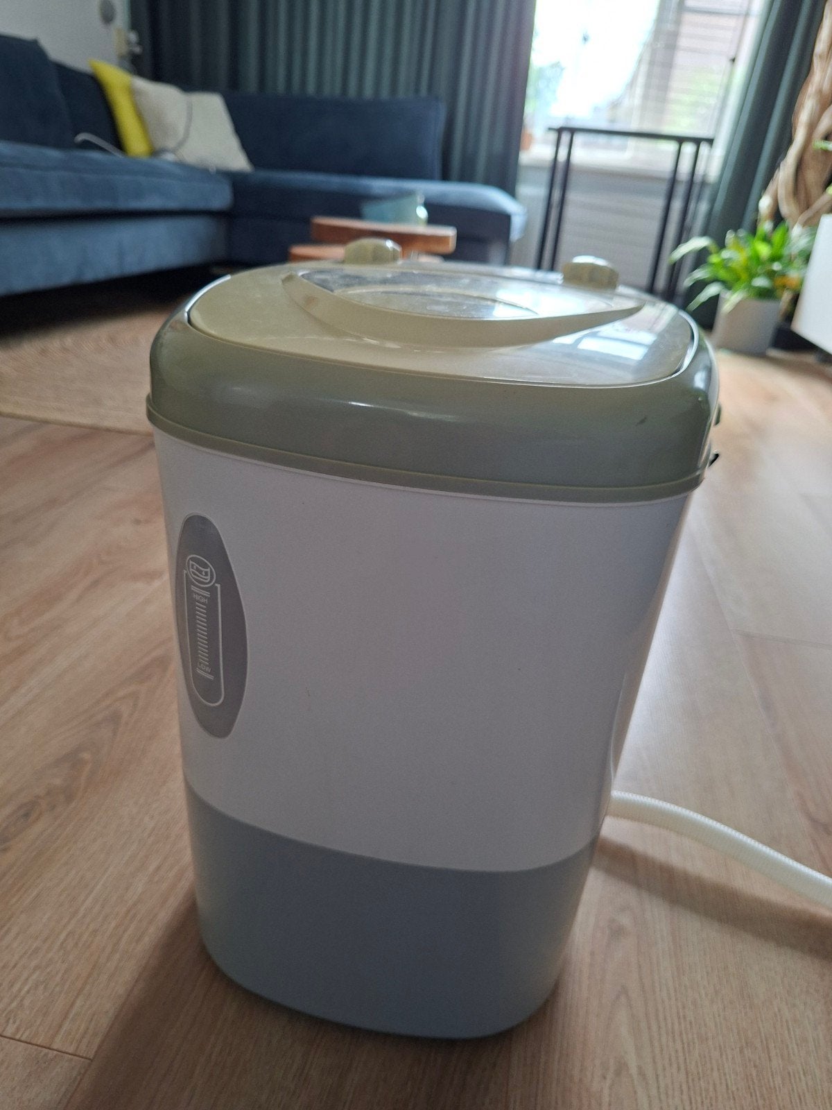 CTC Clatronic Campingwasmachine MWA 3101 - 1,5 kg, Ophalen, Minder dan 85 cm, Minder dan 4 kg, Bovenlader