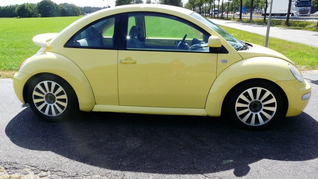 Volkswagen New Beetle 2.0 Highline,LPG!,17"Lmv's,Verlagingss, Auto's, Volkswagen, Voorwielaandrijving, Stof, Gebruikt, Beetle (Kever)