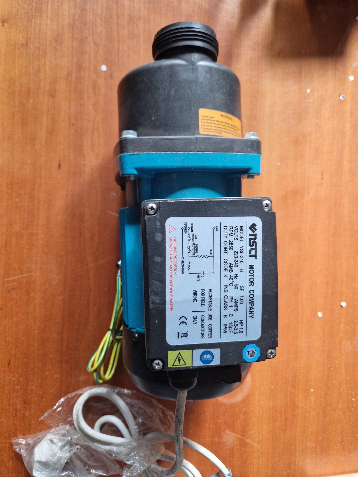 Nieuwe zwembadpomp / waterpomp 1 PK – 230V – nooit gebruikt, Ophalen of Verzenden, Nieuw, Zwembadpomp