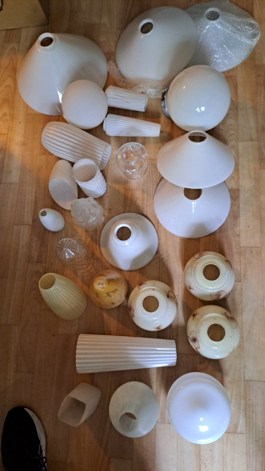 Grote partij diverse glazen lampenkappen, Ophalen, Gebruikt, Wit, Glas