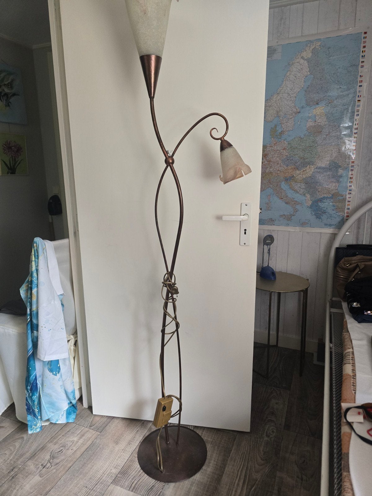Elegante staande lamp met leeslampje - Bronskleurig, Huis en Inrichting, Ophalen, Gebruikt, E14 (klein), Klassiek, Sierlijk