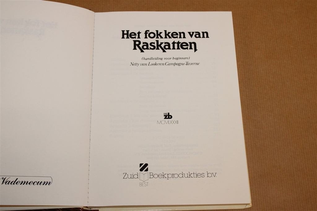 Het Fokken van Raskatten — Handleiding voor Beginners 1983, Ophalen of Verzenden, Gelezen, Paarden of Pony's