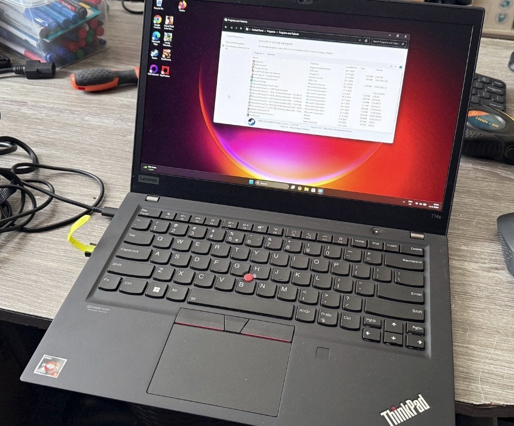 Lenovo ThinkPad T14s Gen 1 (20UH0051MH), 2 tot 3 Ghz, Qwerty, 14 inch, Zo goed als nieuw