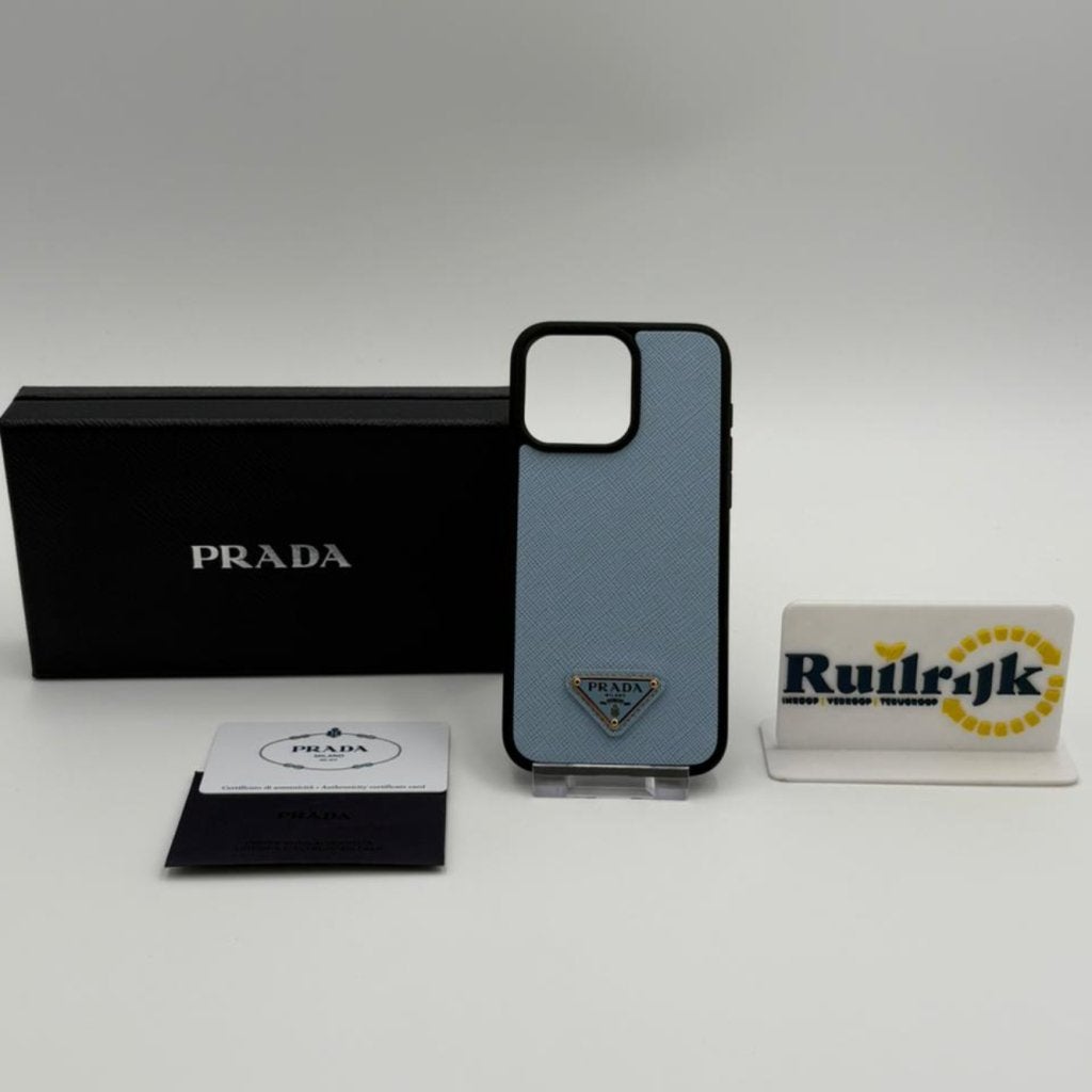 PRADA Cover Apple iPhone 15 Pro Max - Nieuw origineel, Prada, Nieuw, Support@prada.com, Prada S.p.A., 1 Via A. Manzoni, 
20121 Milan
Italy